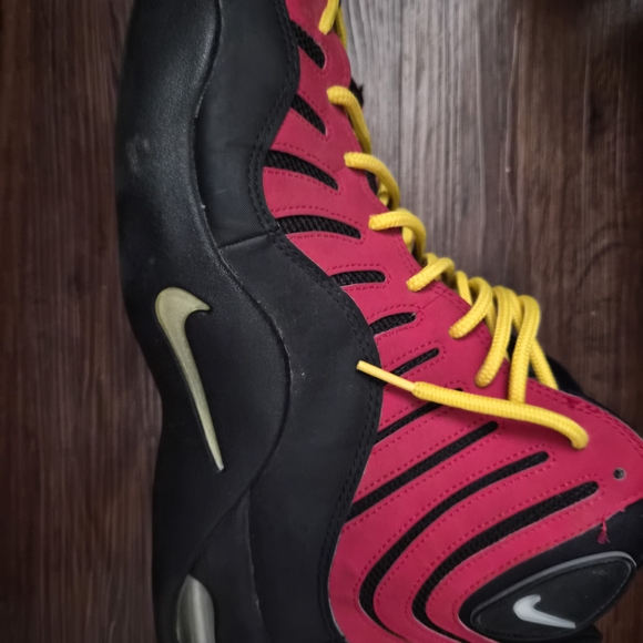 Jordan AIR BAKING Black and RED Sneakers with Yellow Laces main image 2